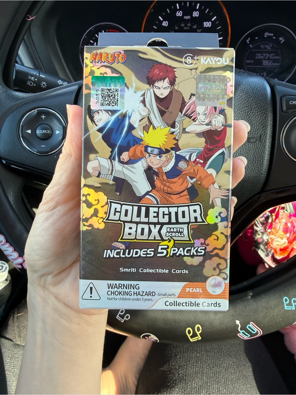 Naruto Collector Box - Pearl Color - Includes 5 Packs